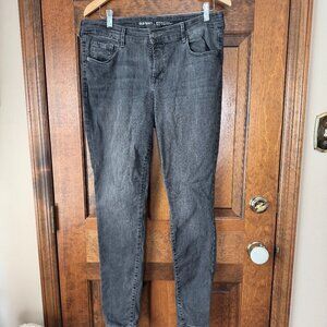 Old Navy Gray Rockstar 5-Pocket Mid-Rise Jeans Size 12 Regular